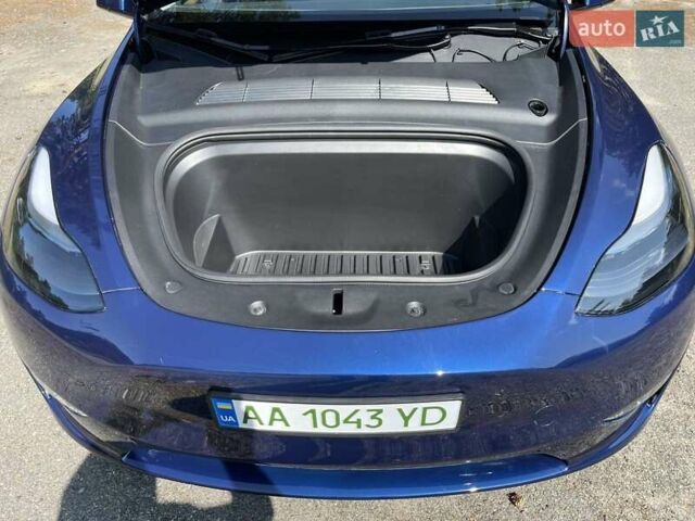 Синий Тесла Model Y, объемом двигателя 0 л и пробегом 24 тыс. км за 38800 $, фото 15 на Automoto.ua
