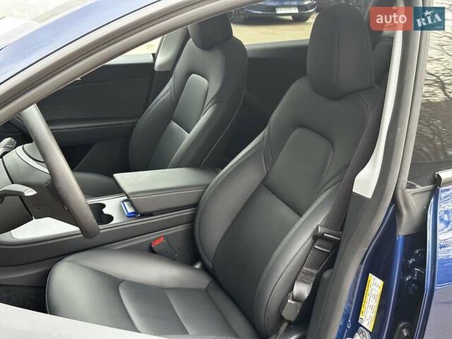 Синий Тесла Model Y, объемом двигателя 0 л и пробегом 12 тыс. км за 33999 $, фото 8 на Automoto.ua