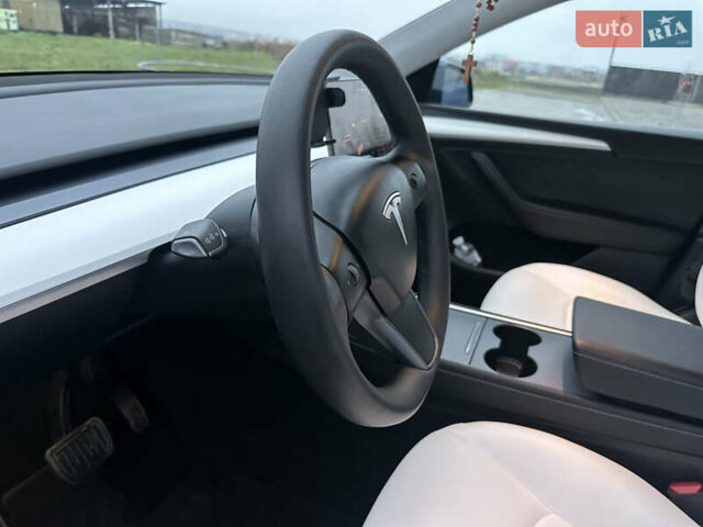 Синий Тесла Model Y, объемом двигателя 0 л и пробегом 47 тыс. км за 32000 $, фото 23 на Automoto.ua