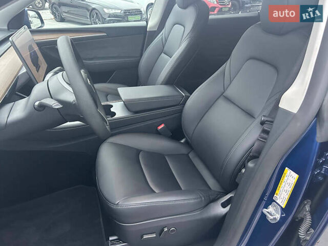 Синий Тесла Model Y, объемом двигателя 0 л и пробегом 9 тыс. км за 28900 $, фото 9 на Automoto.ua