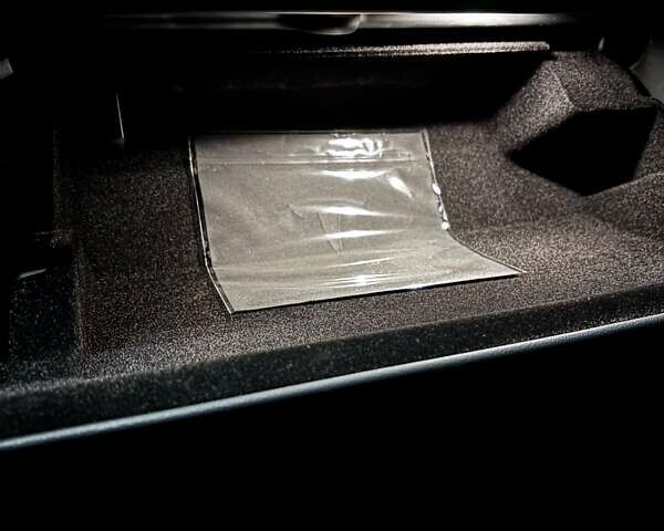 Синий Тесла Model Y, объемом двигателя 0 л и пробегом 9 тыс. км за 48800 $, фото 17 на Automoto.ua