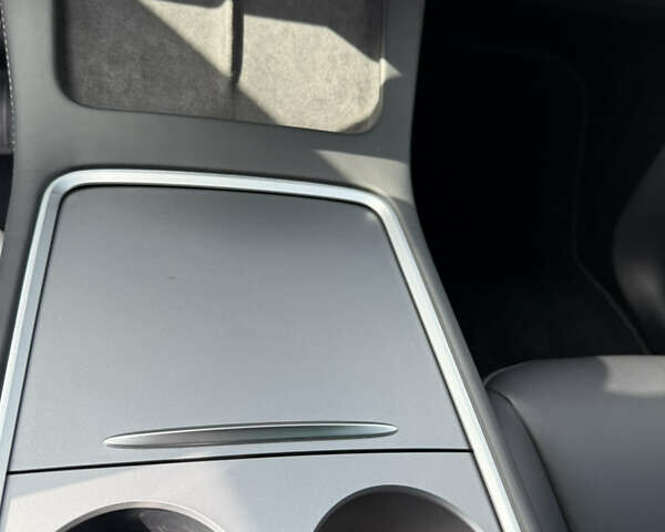Синій Тесла Model Y, об'ємом двигуна 0 л та пробігом 10 тис. км за 28900 $, фото 17 на Automoto.ua
