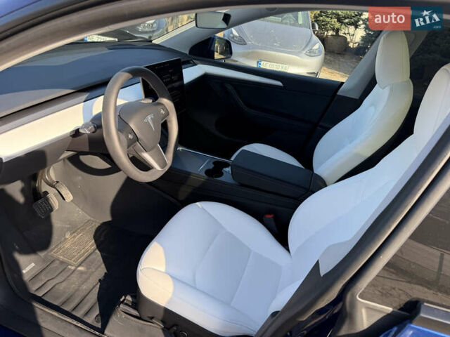 Синий Тесла Model Y, объемом двигателя 0 л и пробегом 12 тыс. км за 31500 $, фото 18 на Automoto.ua