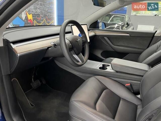 Синий Тесла Model Y, объемом двигателя 0 л и пробегом 8 тыс. км за 34199 $, фото 20 на Automoto.ua