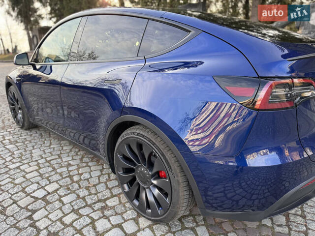 Синий Тесла Model Y, объемом двигателя 0 л и пробегом 2 тыс. км за 29999 $, фото 32 на Automoto.ua