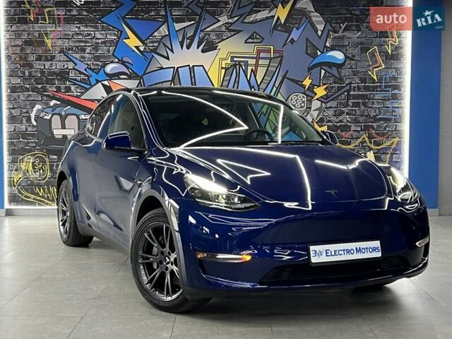 Синий Тесла Model Y, объемом двигателя 0 л и пробегом 8 тыс. км за 34199 $, фото 7 на Automoto.ua