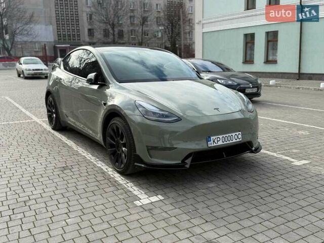 Зеленый Тесла Model Y, объемом двигателя 0 л и пробегом 110 тыс. км за 28999 $, фото 2 на Automoto.ua