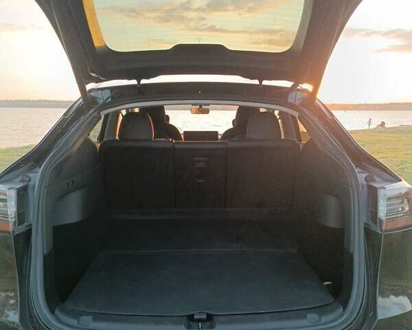 Зеленый Тесла Model Y, объемом двигателя 0 л и пробегом 88 тыс. км за 22500 $, фото 2 на Automoto.ua