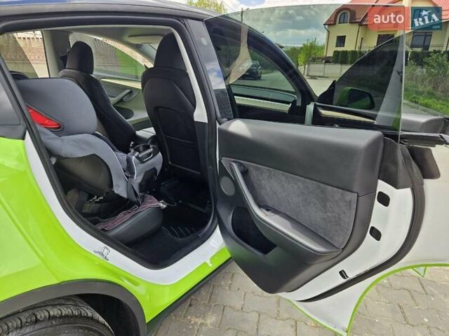 Зелений Тесла Model Y, об'ємом двигуна 0 л та пробігом 30 тис. км за 32800 $, фото 23 на Automoto.ua
