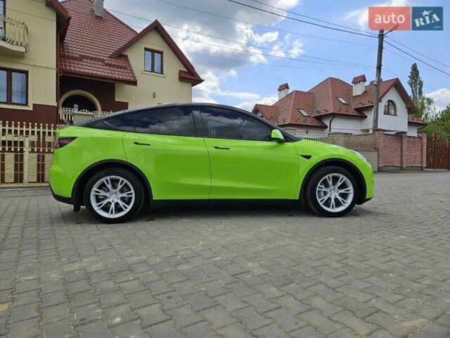Зелений Тесла Model Y, об'ємом двигуна 0 л та пробігом 30 тис. км за 32800 $, фото 2 на Automoto.ua