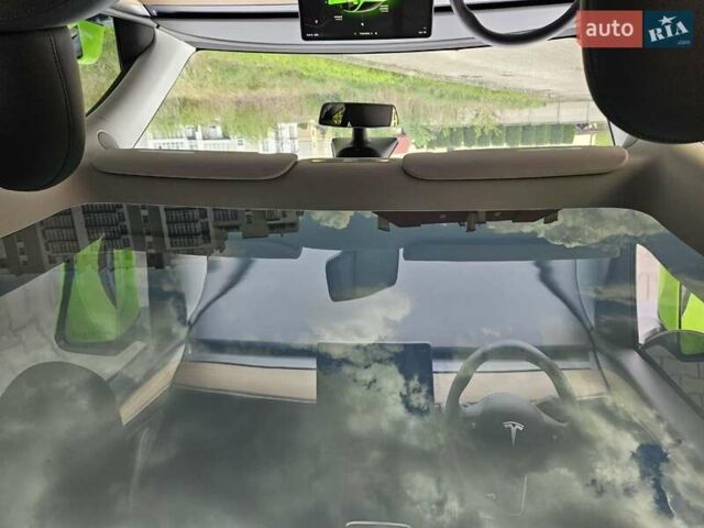 Зелений Тесла Model Y, об'ємом двигуна 0 л та пробігом 30 тис. км за 32800 $, фото 18 на Automoto.ua