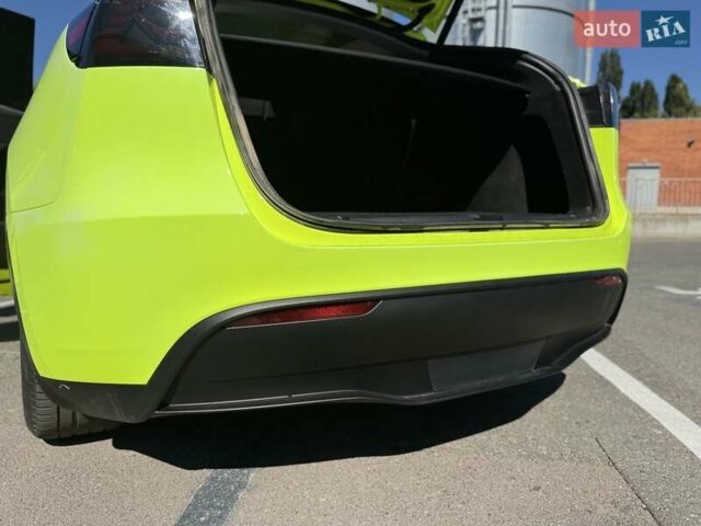 Зеленый Тесла Model Y, объемом двигателя 0 л и пробегом 11 тыс. км за 27999 $, фото 25 на Automoto.ua