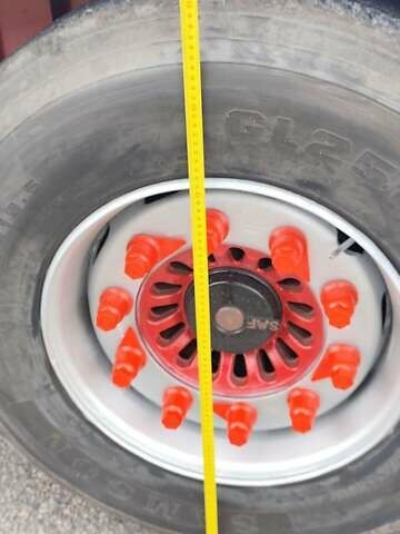 Красный Тирсан ХС, объемом двигателя 0 л и пробегом 0 тыс. км за 16500 $, фото 5 на Automoto.ua