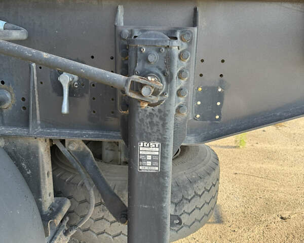 Тирсан RS, объемом двигателя 0 л и пробегом 0 тыс. км за 22000 $, фото 10 на Automoto.ua