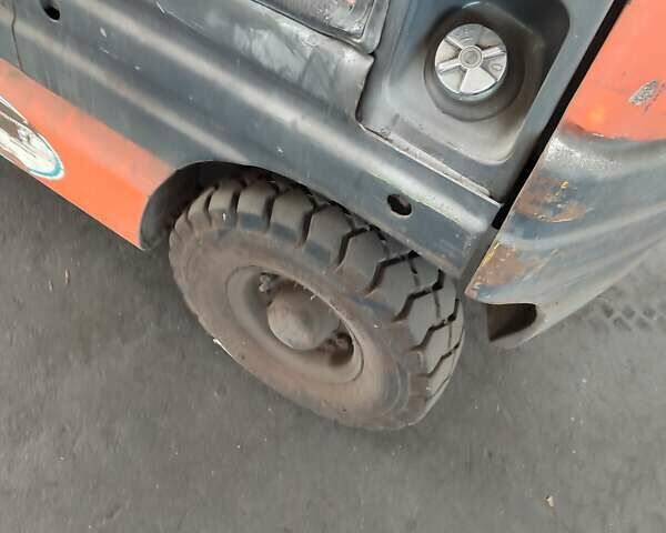 Тойота 02-3FD40, объемом двигателя 0 л и пробегом 300 тыс. км за 4000 $, фото 1 на Automoto.ua