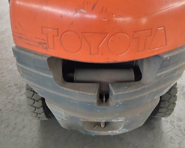 Тойота 02-3FD40, объемом двигателя 0 л и пробегом 300 тыс. км за 4000 $, фото 2 на Automoto.ua