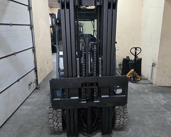 Тойота 02-8FDF, об'ємом двигуна 3 л та пробігом 57 тис. км за 31514 $, фото 10 на Automoto.ua