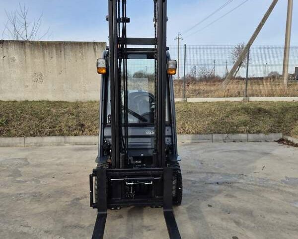 Красный Тойота 02-8FDF15, объемом двигателя 2.4 л и пробегом 4 тыс. км за 12019 $, фото 2 на Automoto.ua