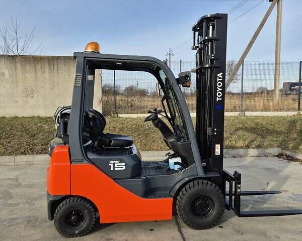 Красный Тойота 02-8FDF15, объемом двигателя 2.4 л и пробегом 4 тыс. км за 12019 $, фото 3 на Automoto.ua