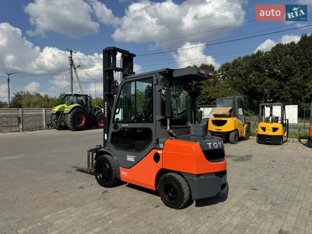 Оранжевый Тойота 02-8FDJF35, объемом двигателя 0 л и пробегом 4 тыс. км за 19900 $, фото 1 на Automoto.ua