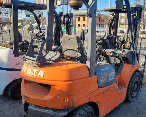 Тойота 02-8FG25, объемом двигателя 2.2 л и пробегом 10 тыс. км за 9200 $, фото 1 на Automoto.ua