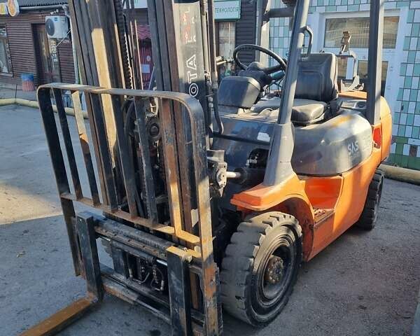 Тойота 02-8FG25, объемом двигателя 2.2 л и пробегом 10 тыс. км за 9200 $, фото 4 на Automoto.ua