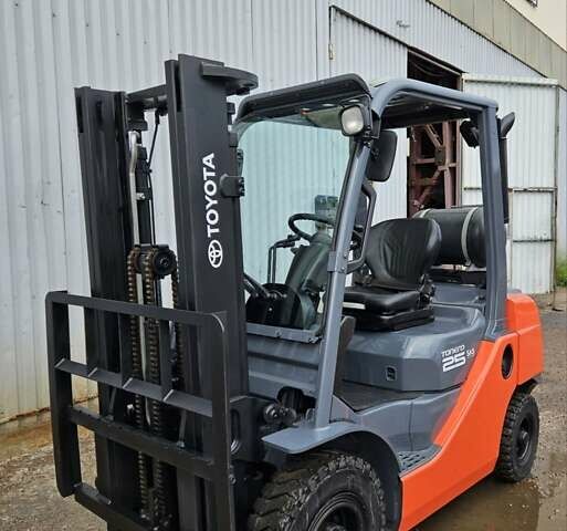 Тойота 02-8FG25, об'ємом двигуна 2.2 л та пробігом 10 тис. км за 16300 $, фото 2 на Automoto.ua