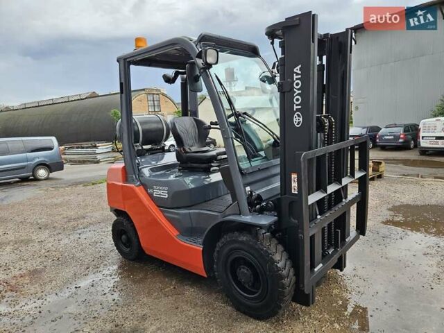 Тойота 02-8FG25, об'ємом двигуна 2.2 л та пробігом 10 тис. км за 16300 $, фото 12 на Automoto.ua