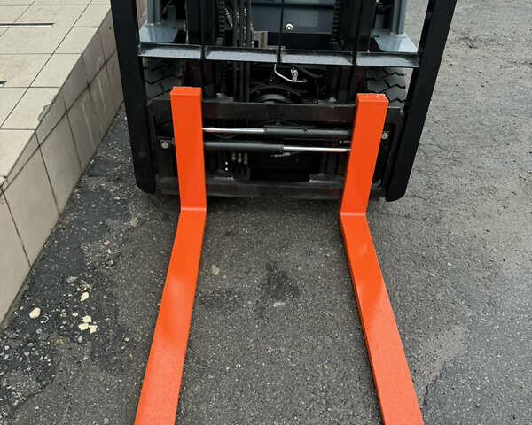 Тойота 02-8FGF15, объемом двигателя 2.2 л и пробегом 0 тыс. км за 13000 $, фото 5 на Automoto.ua