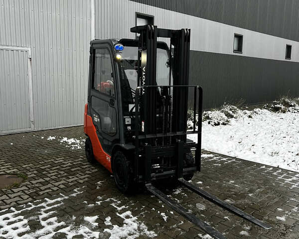 Оранжевый Тойота 02-8FGF15, объемом двигателя 0 л и пробегом 2 тыс. км за 19634 $, фото 1 на Automoto.ua