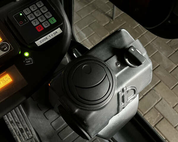 Оранжевый Тойота 02-8FGF15, объемом двигателя 0 л и пробегом 2 тыс. км за 19634 $, фото 10 на Automoto.ua