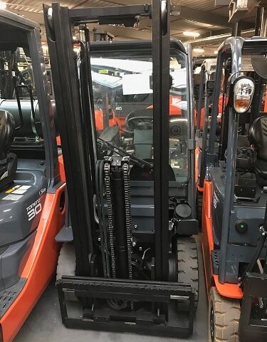 Тойота 02-8FGF18, об'ємом двигуна 0 л та пробігом 0 тис. км за 10875 $, фото 2 на Automoto.ua