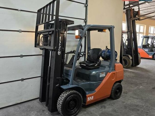 Тойота 02-8FGF25, об'ємом двигуна 0 л та пробігом 0 тис. км за 18687 $, фото 2 на Automoto.ua