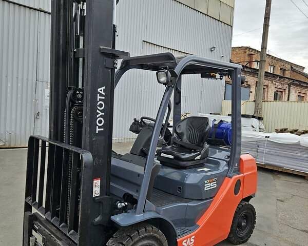 Тойота 02-8FGF25, об'ємом двигуна 2.2 л та пробігом 6 тис. км за 16800 $, фото 5 на Automoto.ua