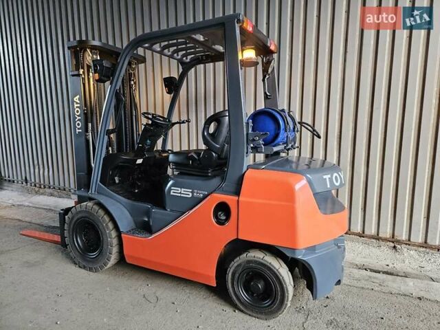 Тойота 02-8FGF25, объемом двигателя 2.2 л и пробегом 4 тыс. км за 18000 $, фото 18 на Automoto.ua