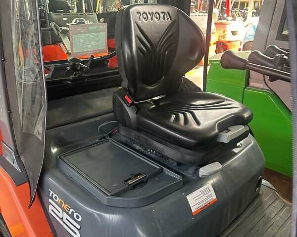 Оранжевый Тойота 02-8FGF25, объемом двигателя 0 л и пробегом 0 тыс. км за 18495 $, фото 5 на Automoto.ua