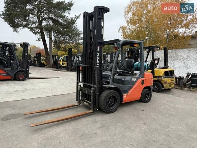 Тойота 02-8FGF30 2015 в Киеве на Automoto.ua Тойота 02-8FGF30, объемом двигателя 0 л и пробегом 0 тыс. км за 18500 $, фото 1 на Automoto.ua