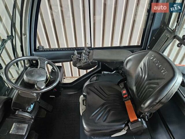 Тойота 02-8FGF30, объемом двигателя 2.2 л и пробегом 4 тыс. км за 20800 $, фото 3 на Automoto.ua