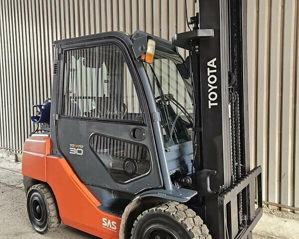 Тойота 02-8FGF30, объемом двигателя 2.2 л и пробегом 4 тыс. км за 20800 $, фото 1 на Automoto.ua