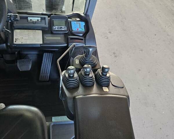 Тойота 02-8FGF30, объемом двигателя 2.2 л и пробегом 4 тыс. км за 21900 $, фото 21 на Automoto.ua