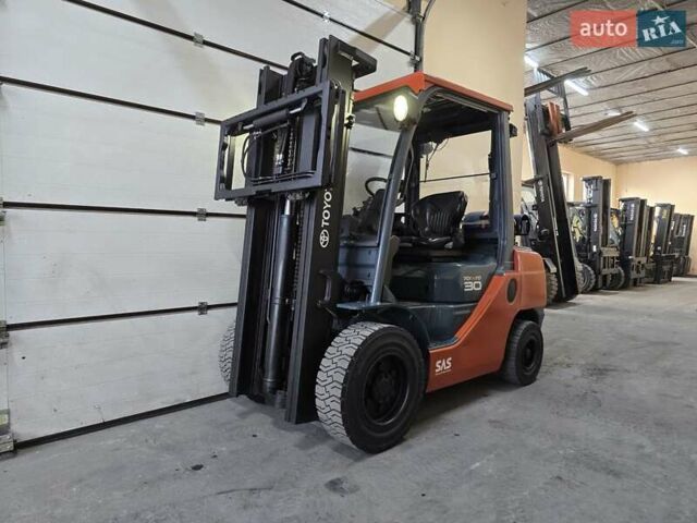 Тойота 02-8FGF30, объемом двигателя 2.2 л и пробегом 30 тыс. км за 24471 $, фото 4 на Automoto.ua