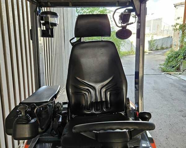 Тойота 02-8FGJF35, объемом двигателя 2.2 л и пробегом 8 тыс. км за 21000 $, фото 5 на Automoto.ua