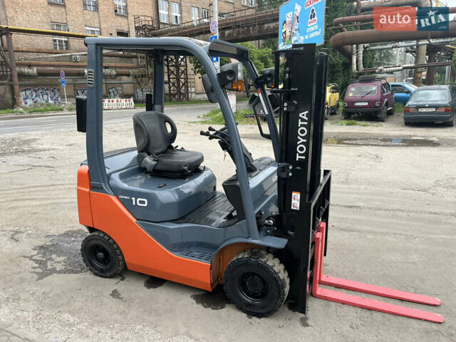 Тойота 32-8ФГ15, об'ємом двигуна 6 л та пробігом 4 тис. км за 9500 $, фото 3 на Automoto.ua