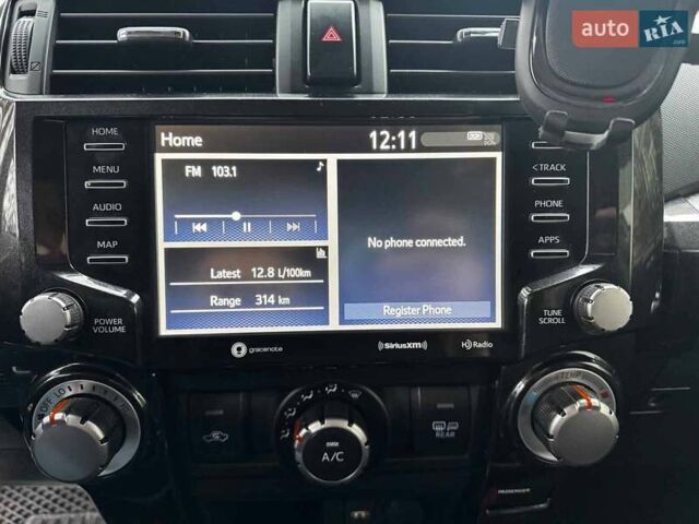 Белый Тойота 4Раннер, объемом двигателя 4 л и пробегом 122 тыс. км за 35990 $, фото 20 на Automoto.ua