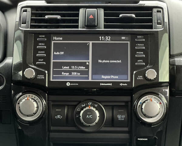 Білий Тойота 4Раннер, об'ємом двигуна 3.96 л та пробігом 110 тис. км за 43900 $, фото 17 на Automoto.ua