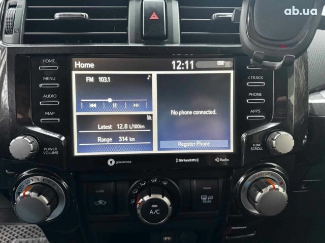 Білий Тойота 4Раннер, об'ємом двигуна 4 л та пробігом 122 тис. км за 35990 $, фото 21 на Automoto.ua