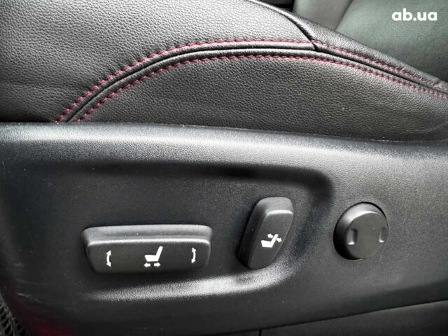 Білий Тойота 4Раннер, об'ємом двигуна 4 л та пробігом 122 тис. км за 35990 $, фото 14 на Automoto.ua