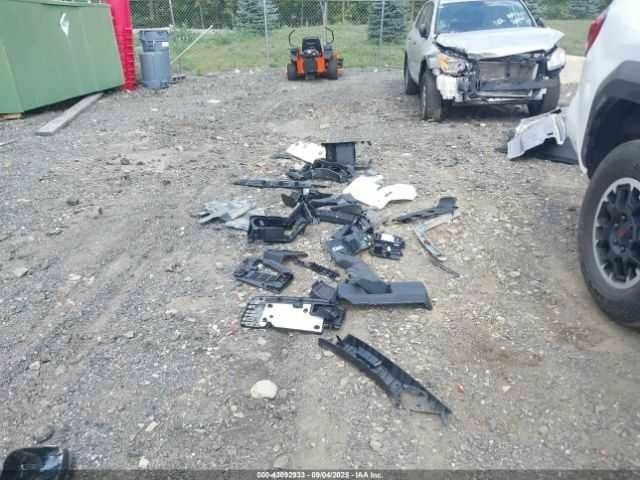 Білий Тойота 4Раннер, об'ємом двигуна 2.4 л та пробігом 4 тис. км за 721 $, фото 11 на Automoto.ua