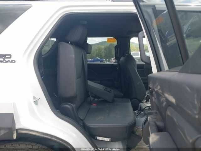 Білий Тойота 4Раннер, об'ємом двигуна 2.4 л та пробігом 4 тис. км за 721 $, фото 7 на Automoto.ua