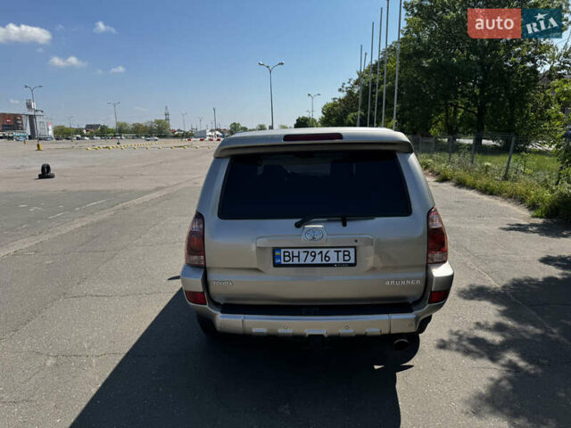 Бежевий Тойота 4Раннер, об'ємом двигуна 4 л та пробігом 327 тис. км за 11500 $, фото 3 на Automoto.ua